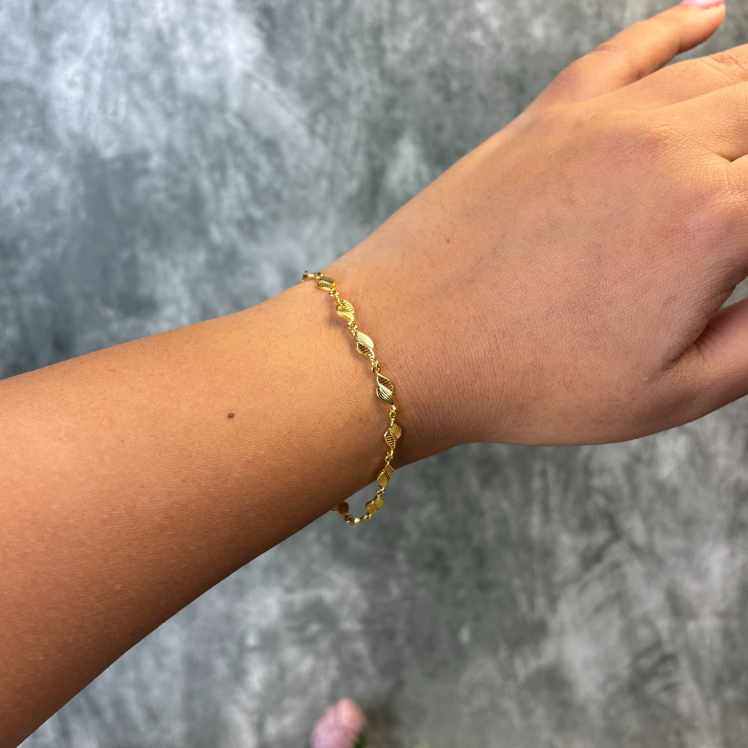 BRACELET ( 9KT GOLD)