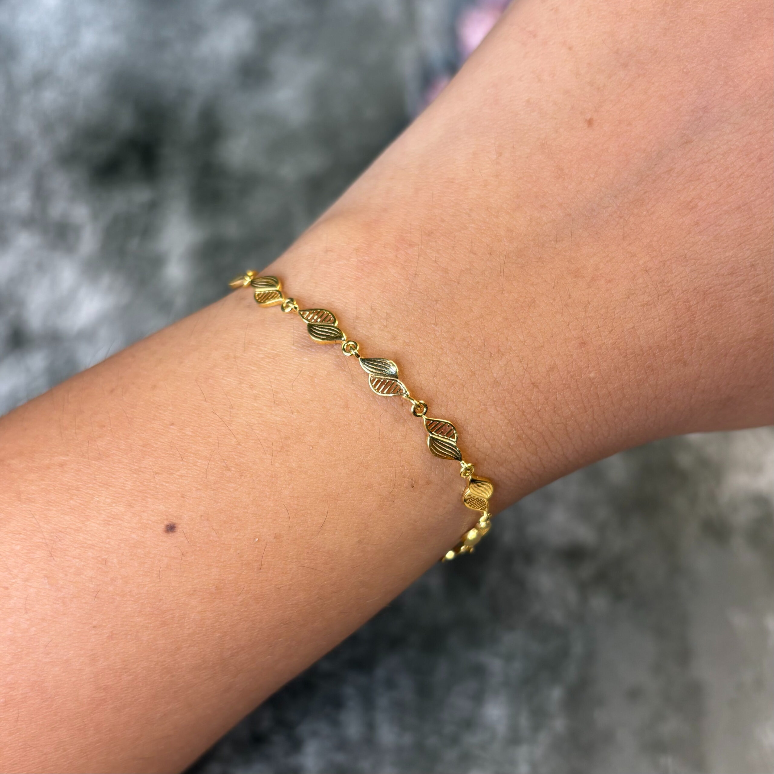 BRACELET ( 9KT GOLD)