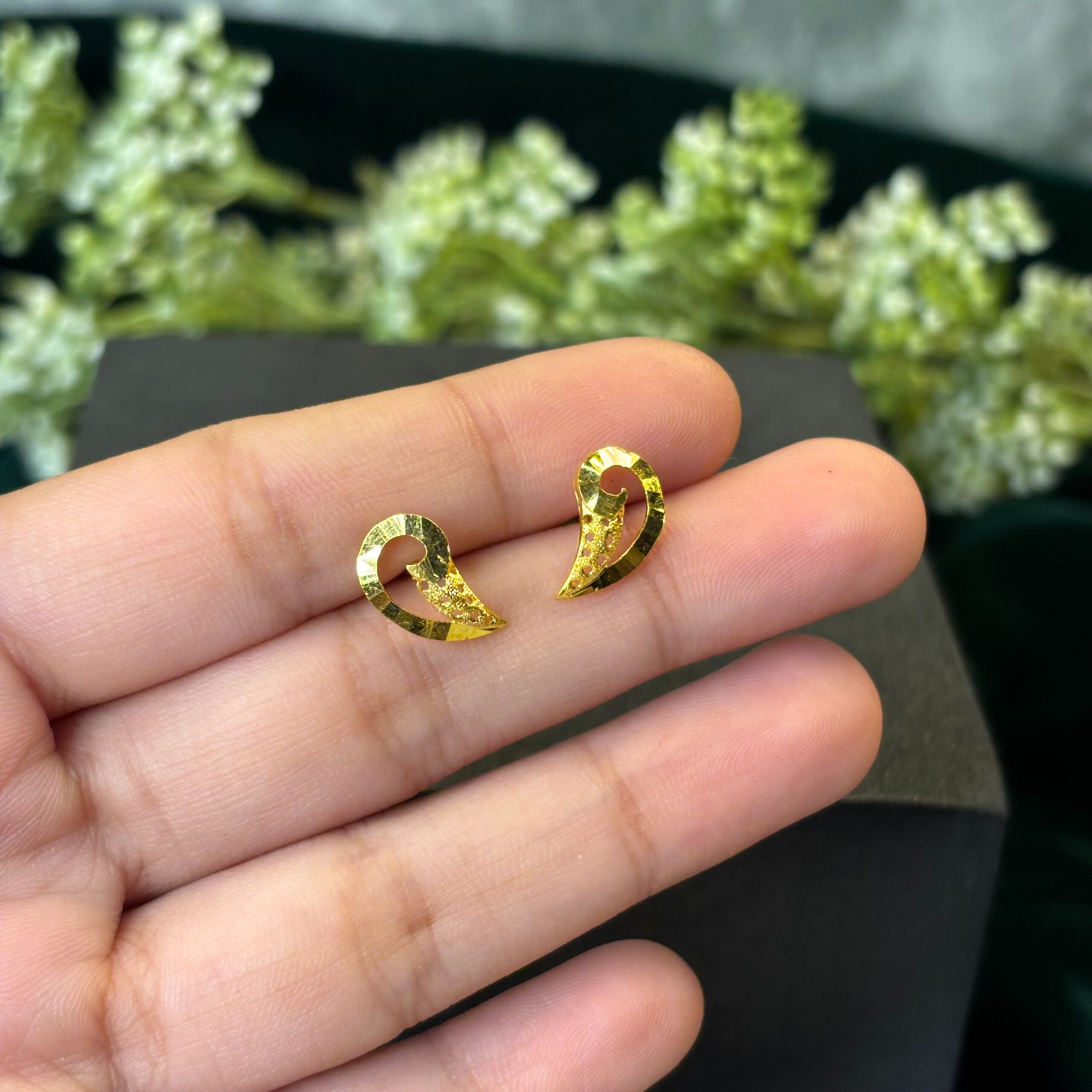 EARRING ( 24KT GOLD)