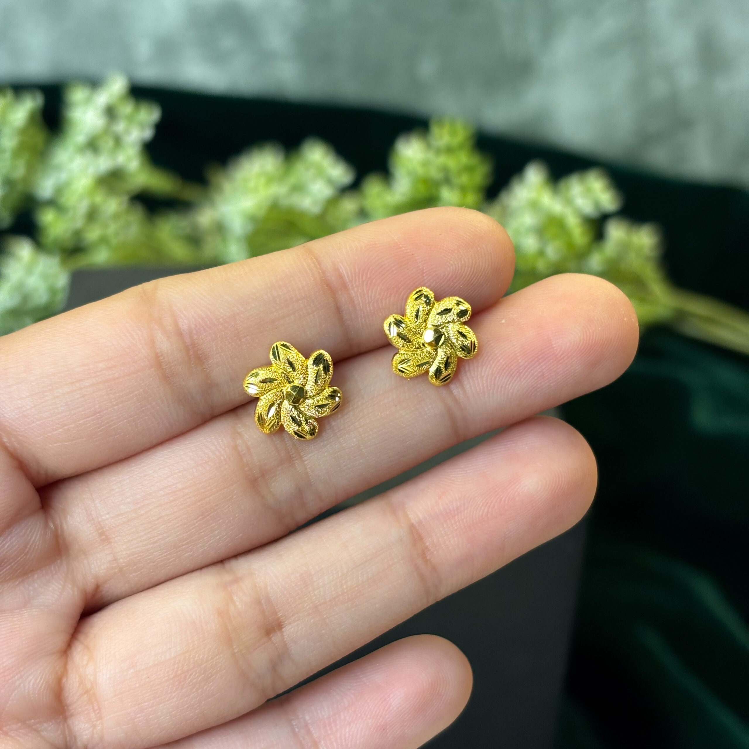 EARRING ( 24KT GOLD)
