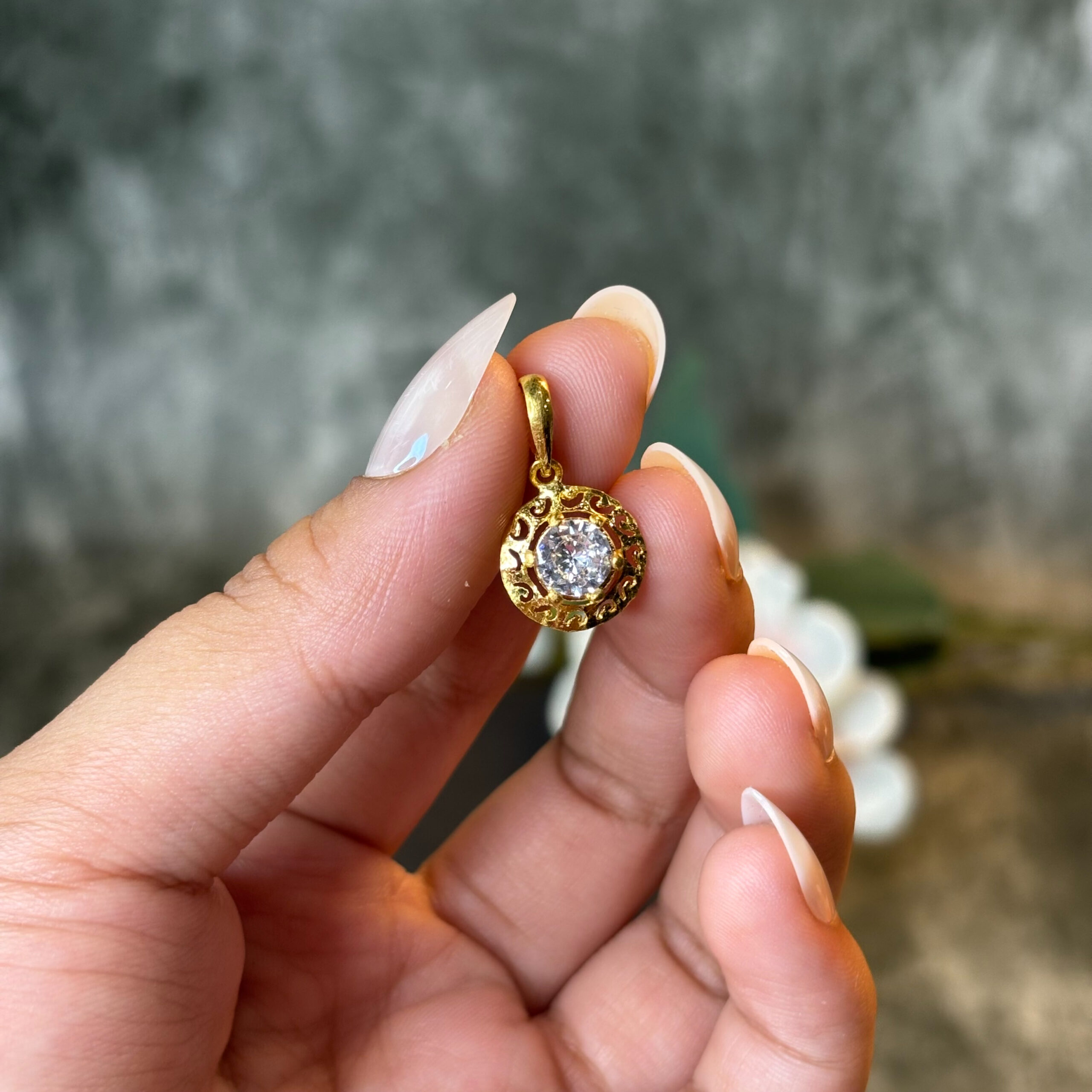 PENDENT ( 24KT GOLD)