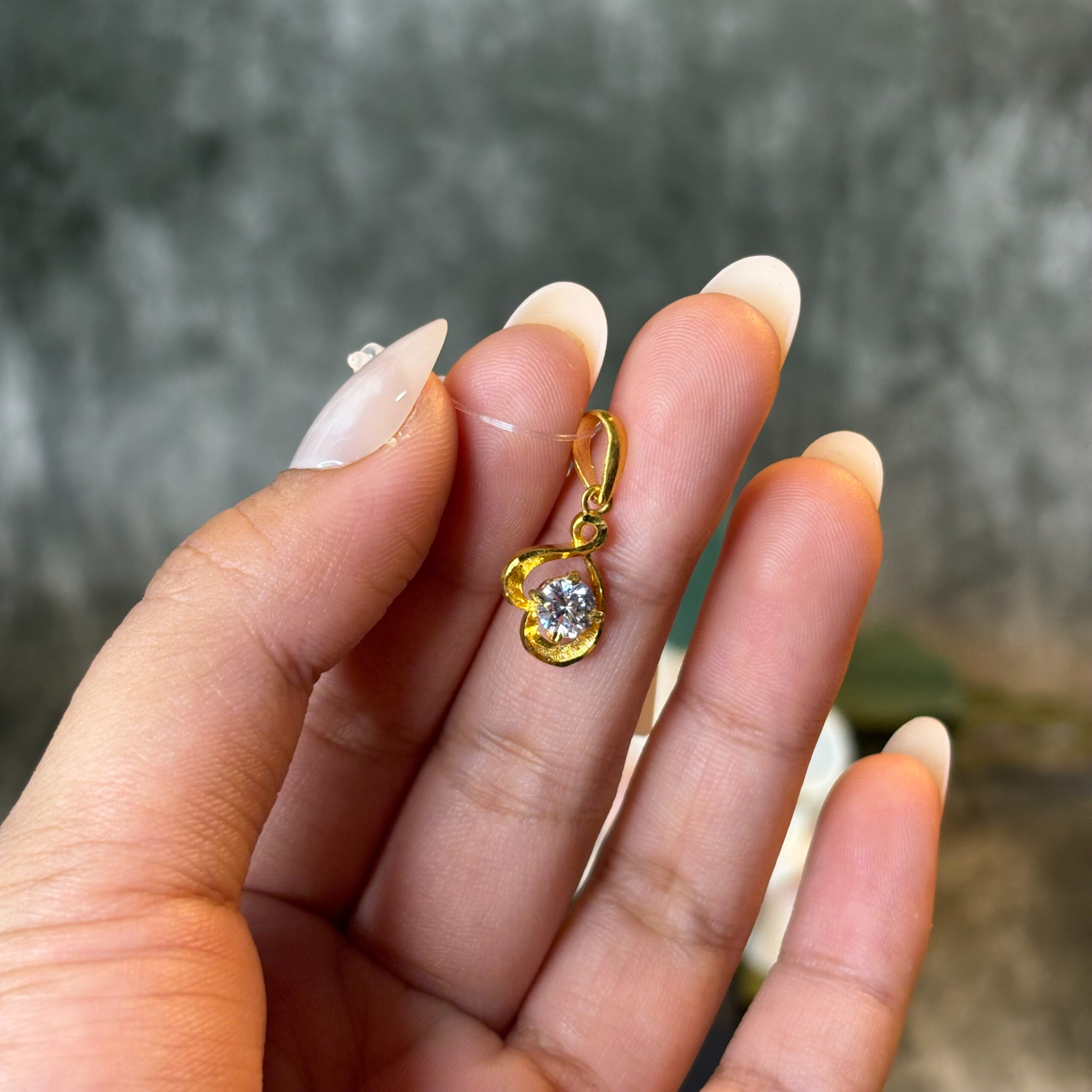 PENDENT ( 24KT GOLD)