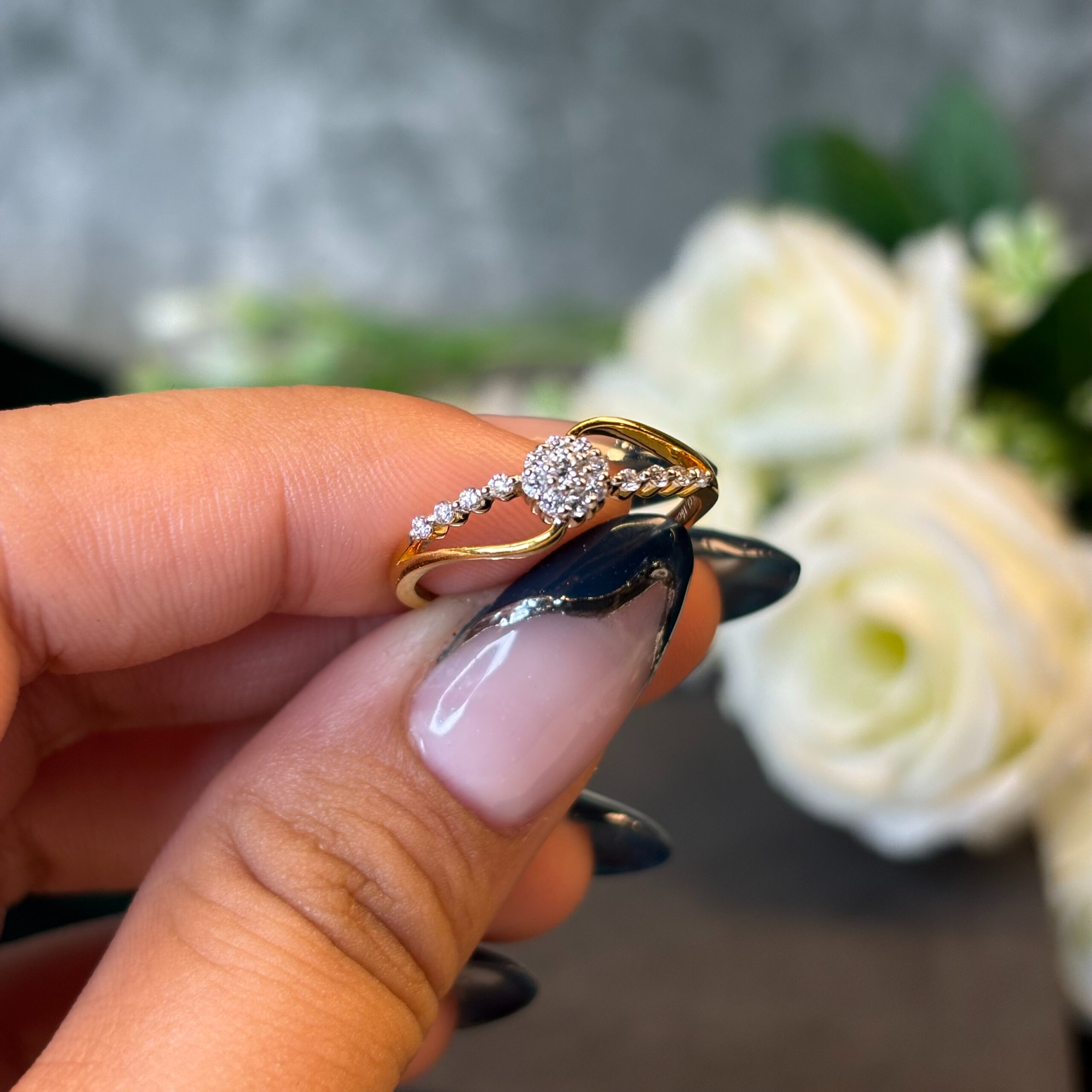 DIAMOND RING  ( 9KT GOLD)