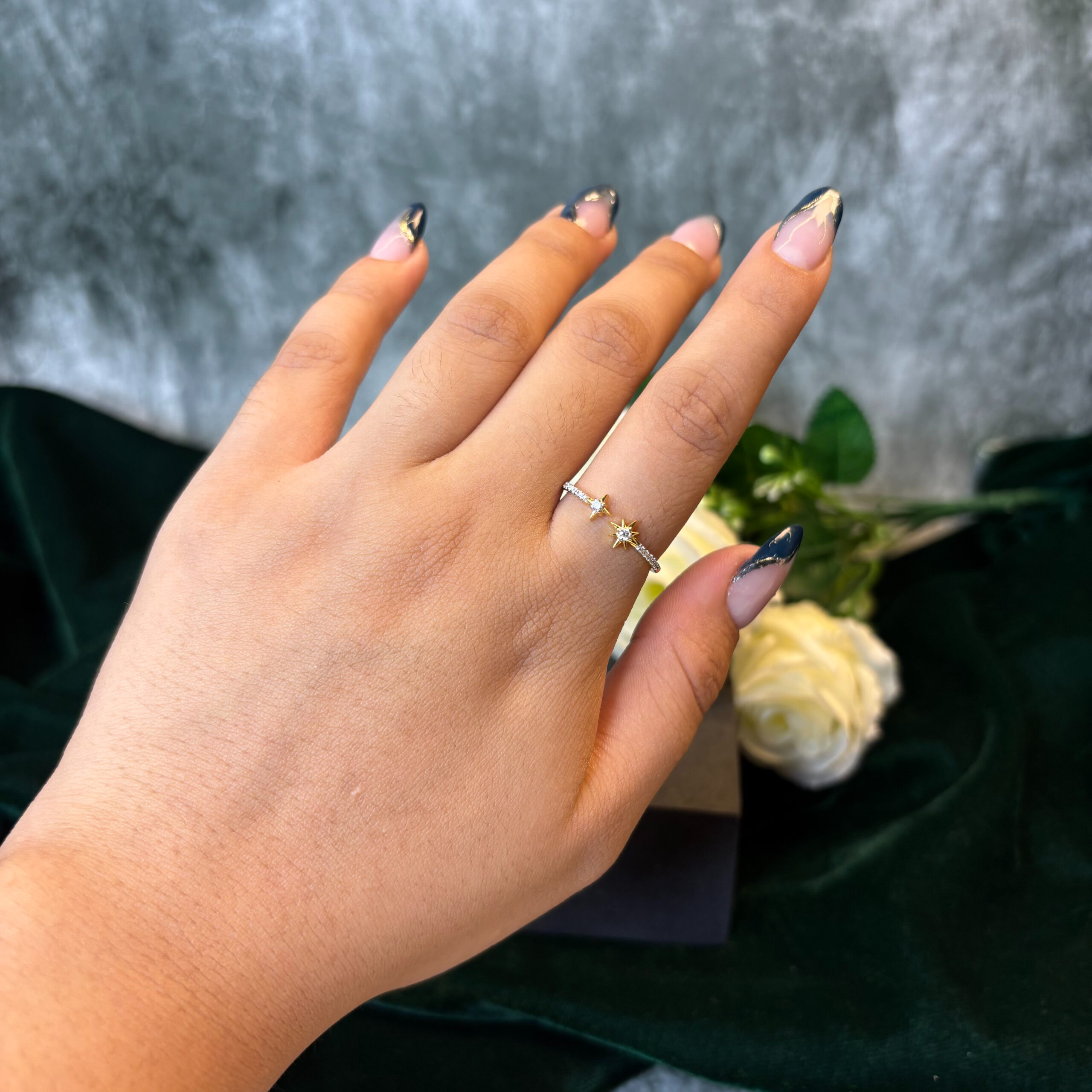 DIAMOND RING  ( 9KT GOLD)