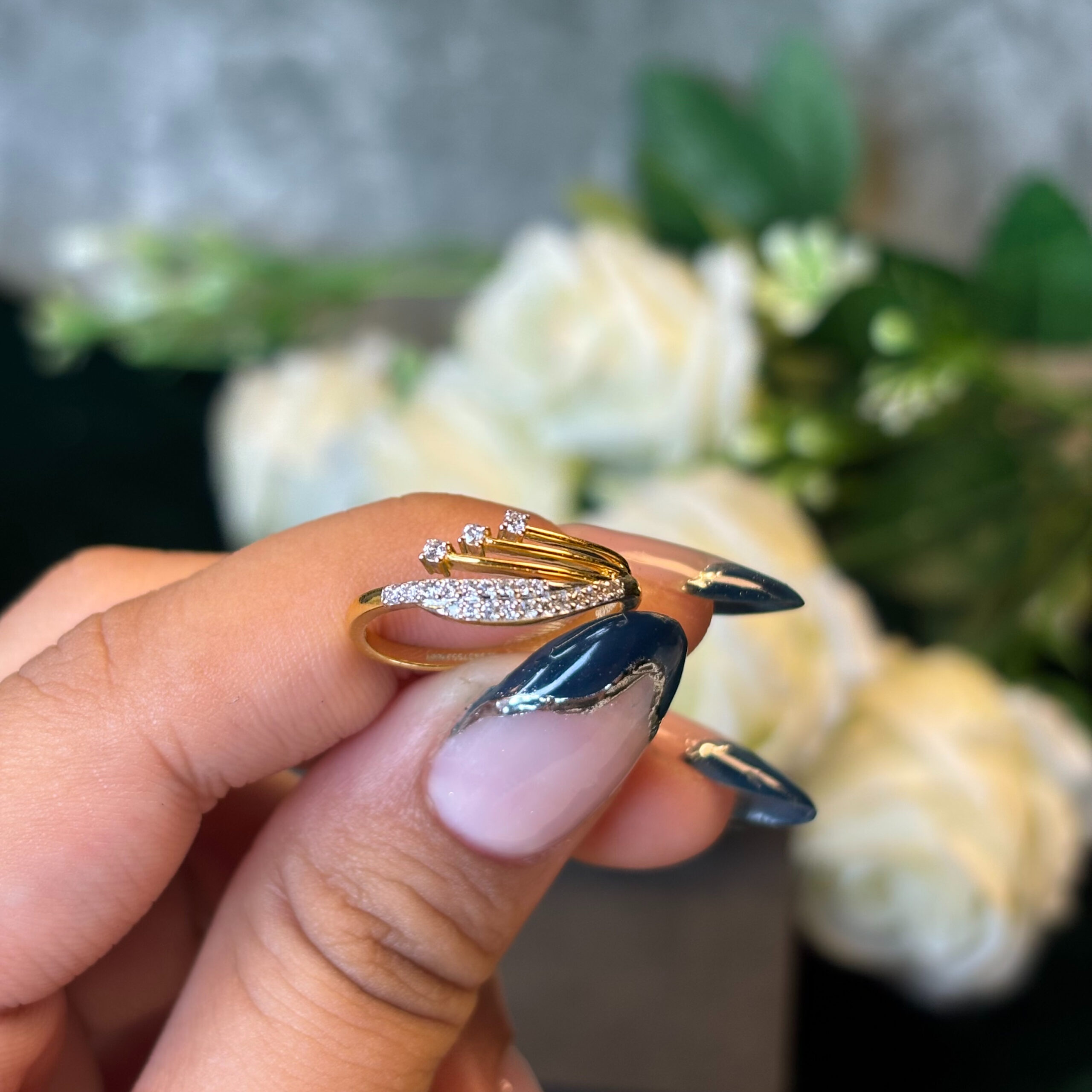DIAMOND RING  ( 9KT GOLD)