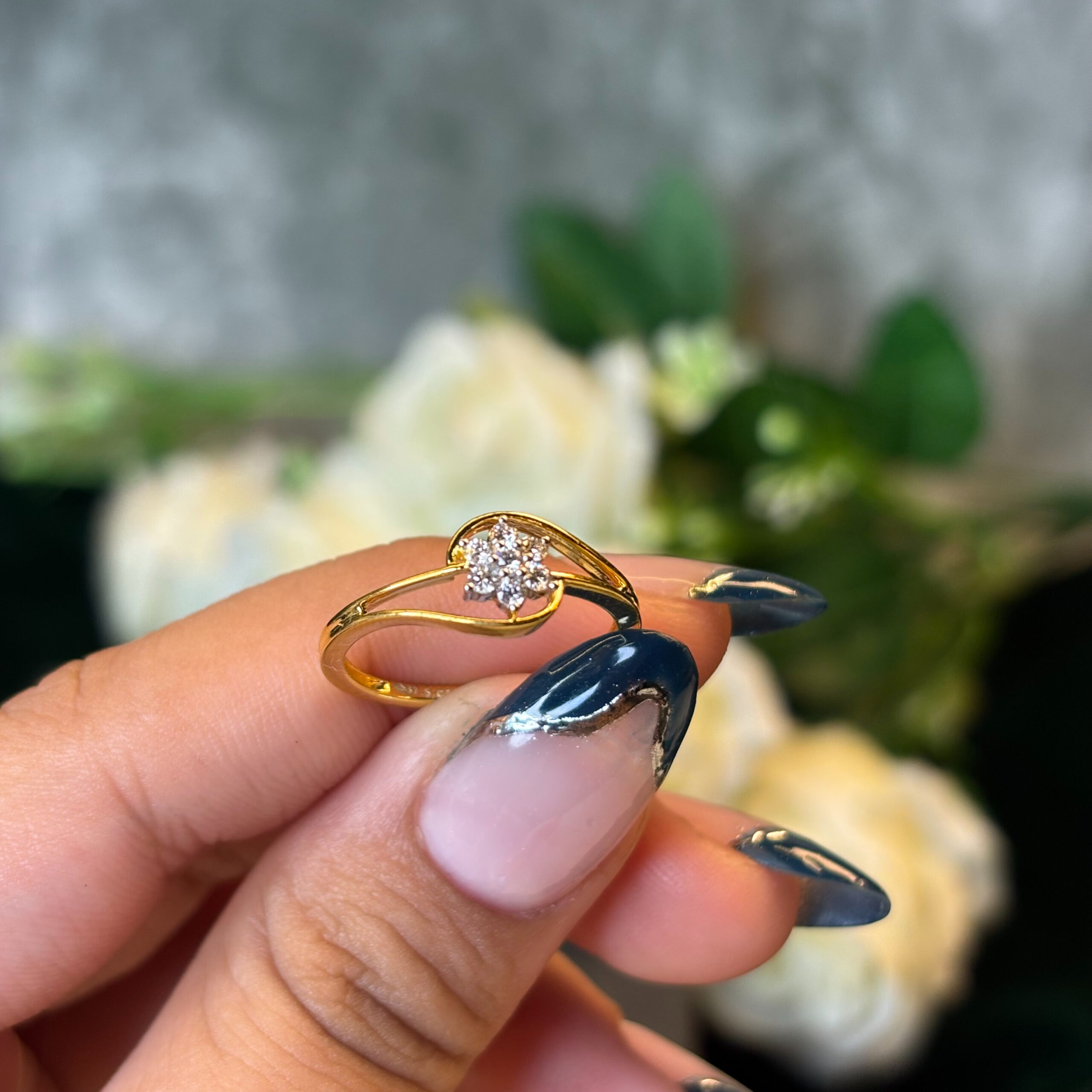 DIAMOND RING  ( 9KT GOLD)