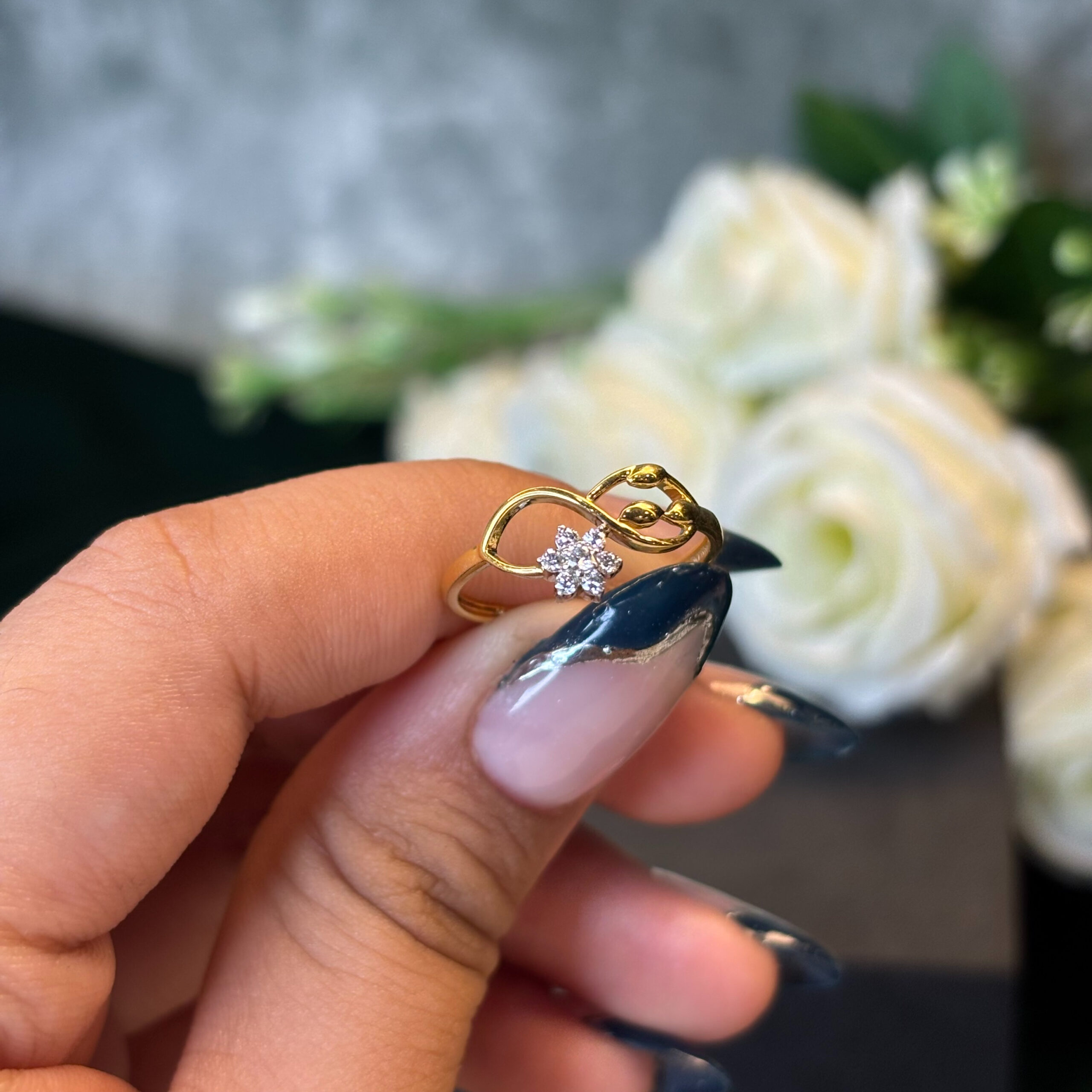 DIAMOND RING  ( 9KT GOLD)