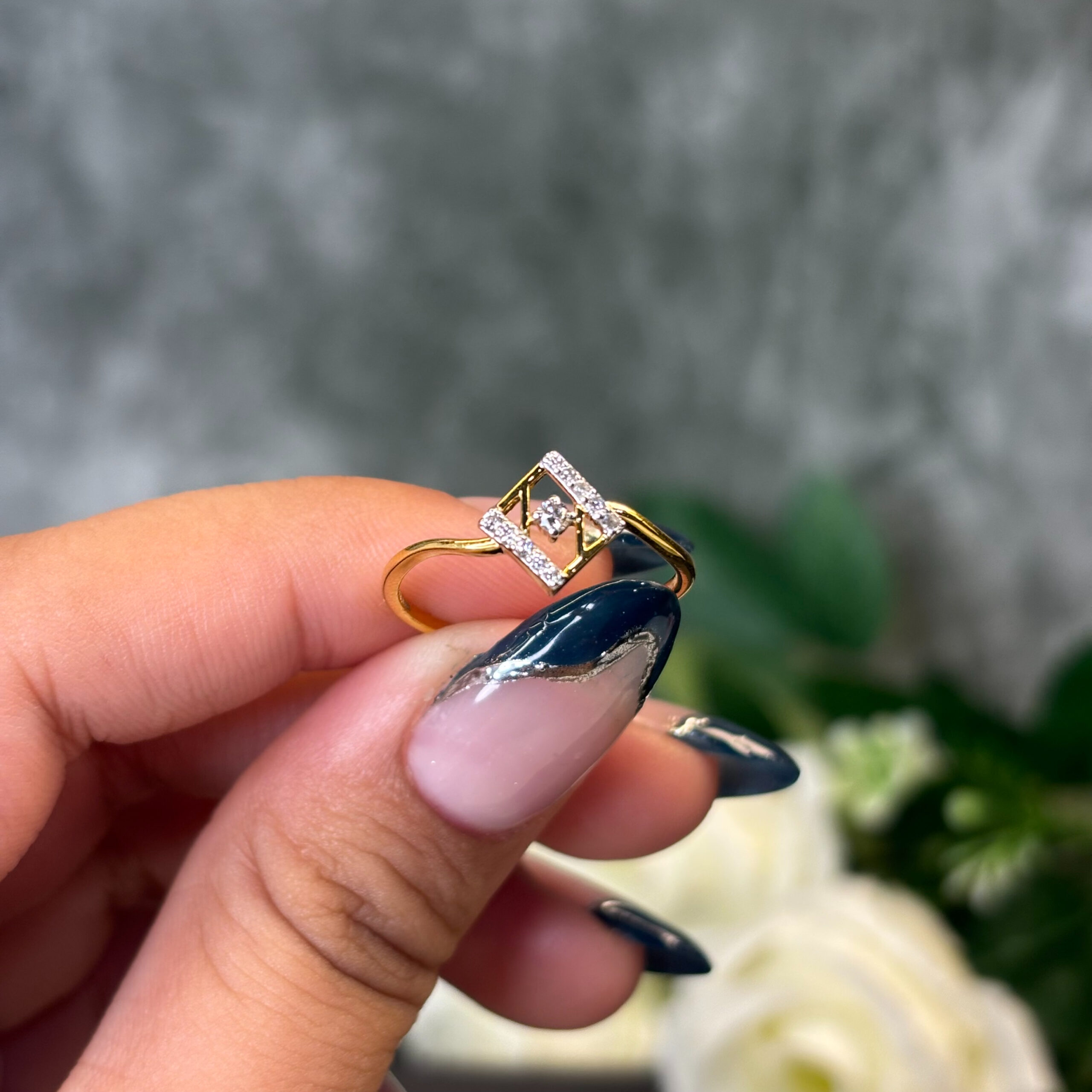 DIAMOND RING  ( 9KT GOLD)