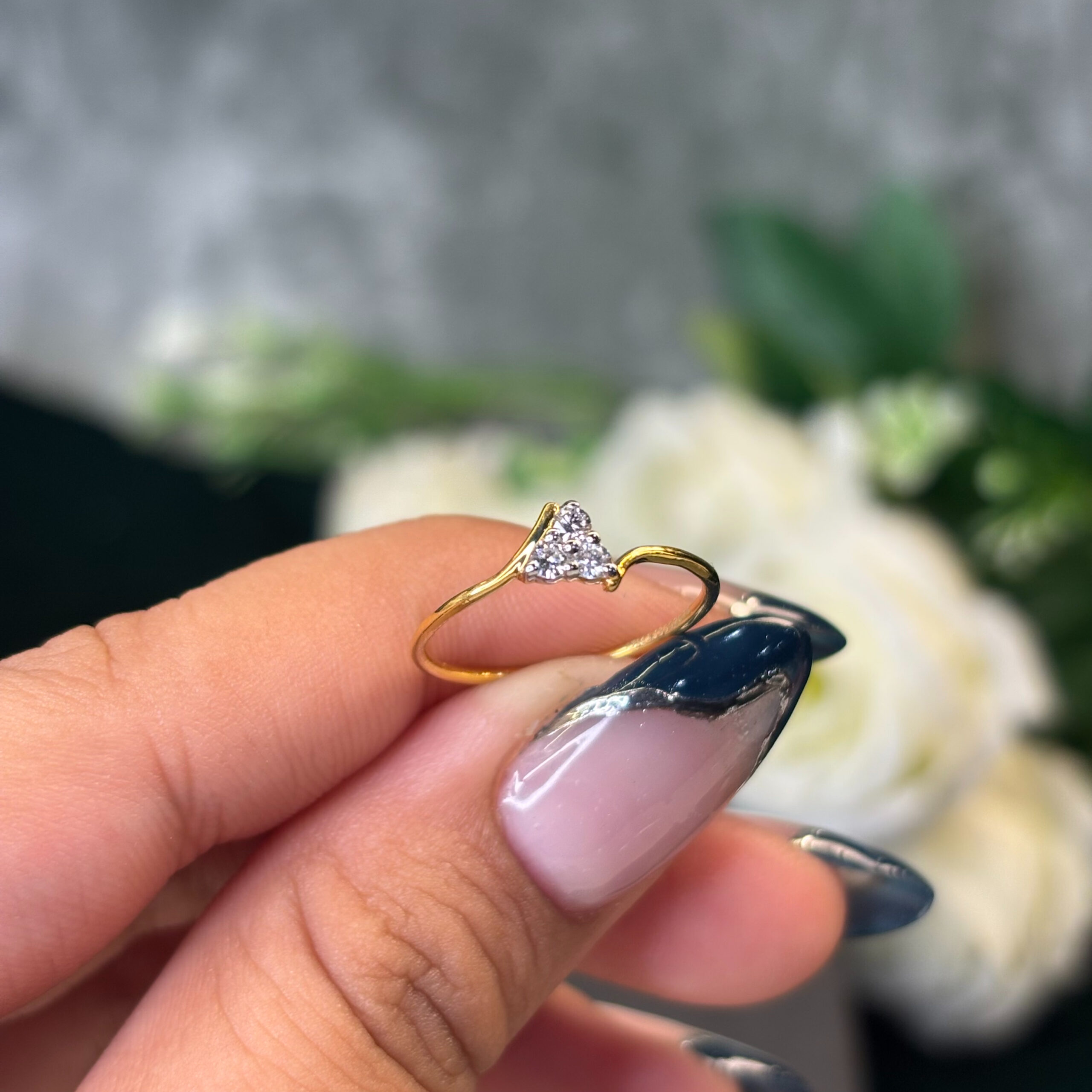 DIAMOND RING  ( 9KT GOLD)