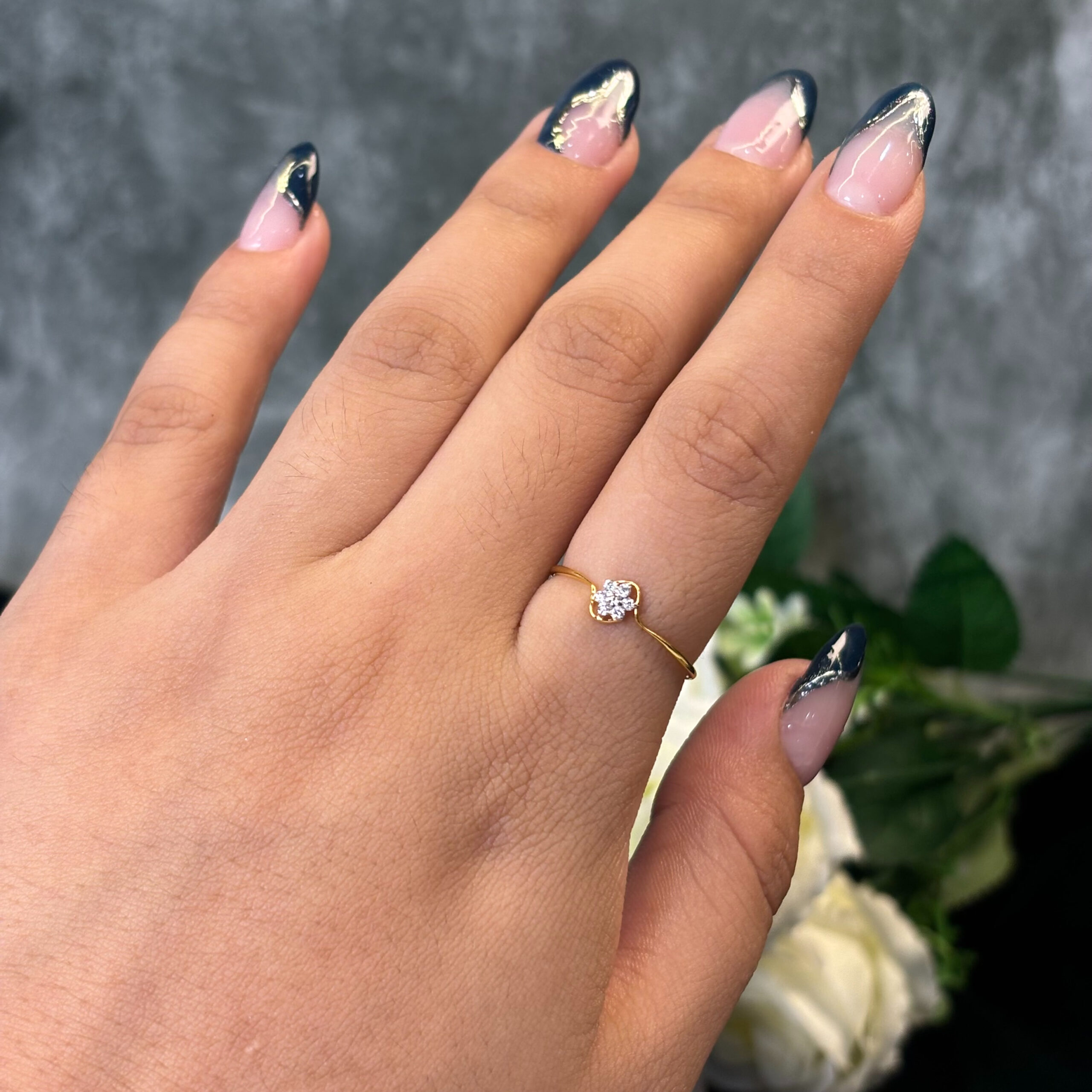 DIAMOND RING  ( 9KT GOLD)