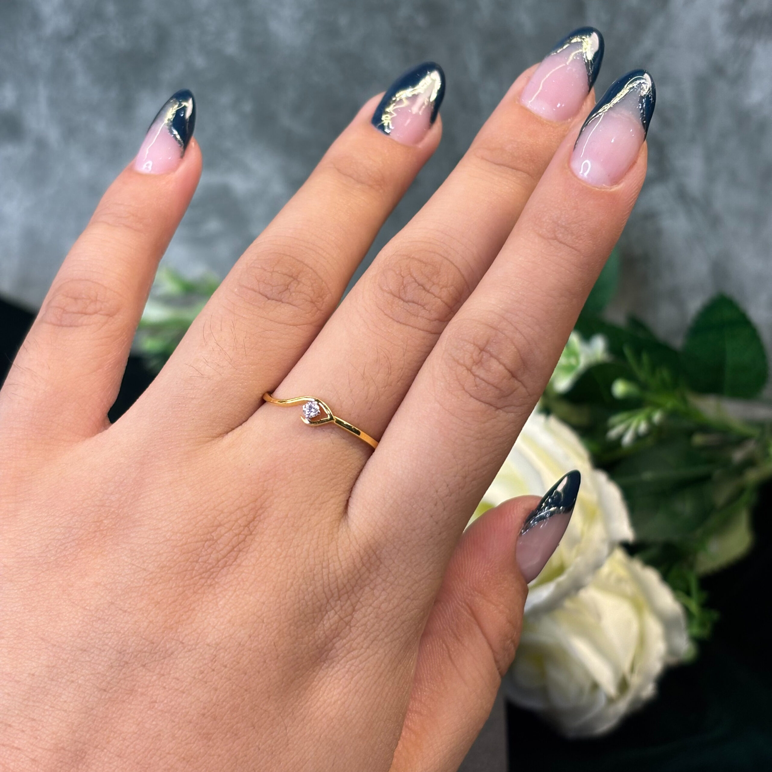 DIAMOND RING  ( 9KT GOLD)