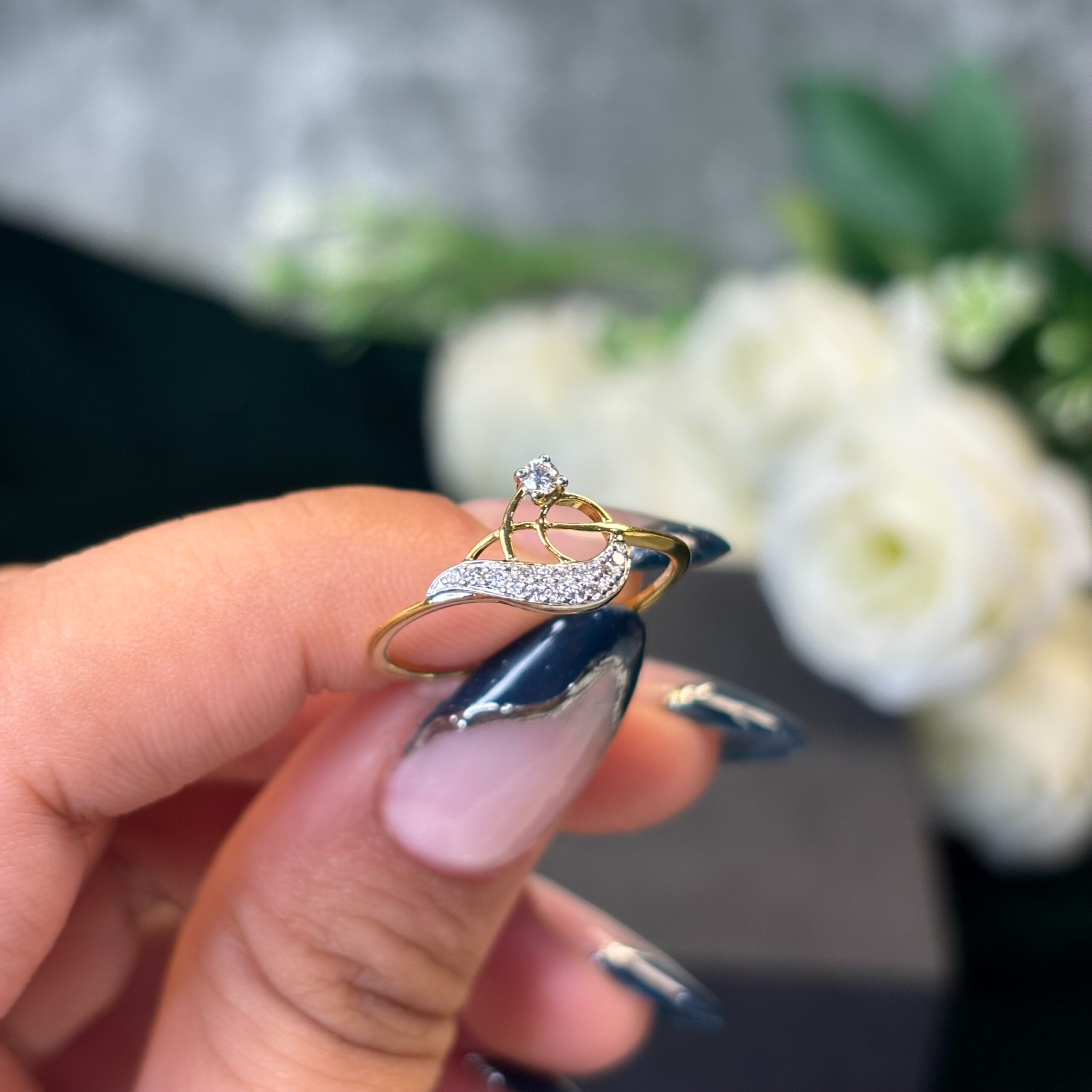 DIAMOND RING  ( 9KT GOLD)
