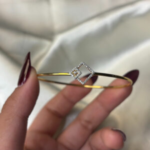 DIAMOND BANGLE ( 18KT GOLD) - Image 2