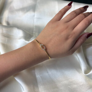 DIAMOND BANGLE ( 18KT GOLD)