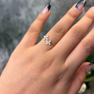 DIAMOND RING ( 9KT GOLD) - Image 2