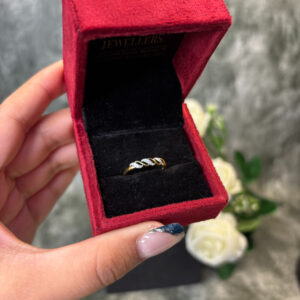 DIAMOND RING ( 9KT GOLD) - Image 3
