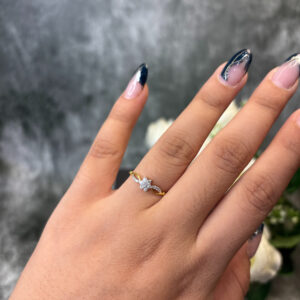 DIAMOND RING ( 9KT GOLD) - Image 2