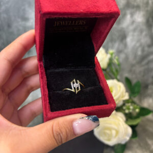 DIAMOND RING  ( 9KT GOLD) - Image 3