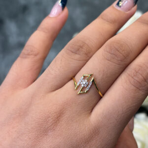 DIAMOND RING  ( 9KT GOLD) - Image 2