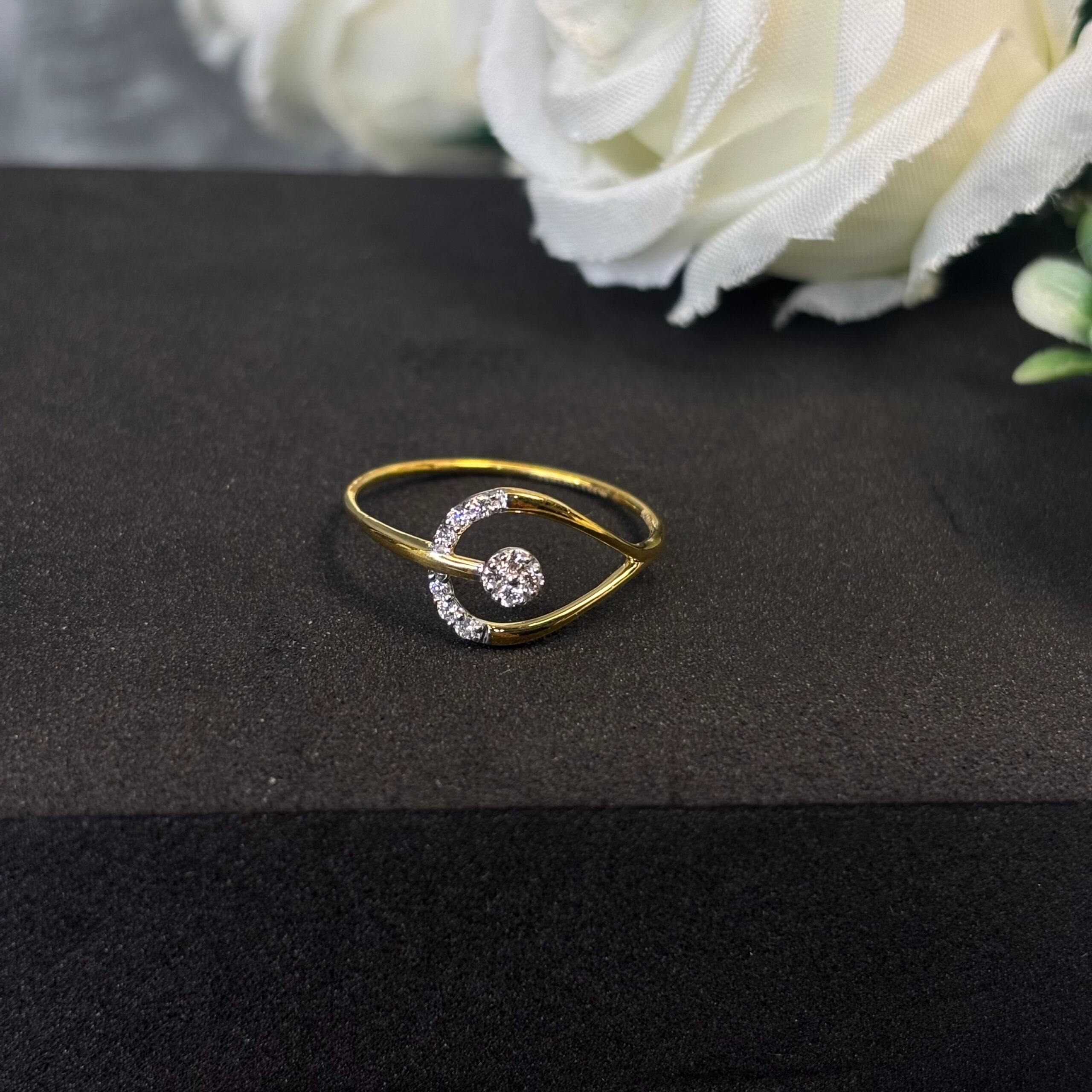 IMG_9633 DIAMOND RING ( 9KT GOLD) - Image 1