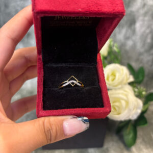DIAMOND RING  ( 9KT GOLD) - Image 3