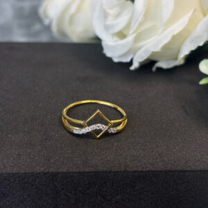 DIAMOND RING  ( 9KT GOLD)