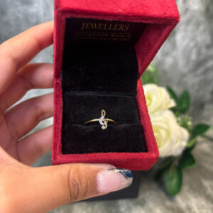 DIAMOND RING  ( 9KT GOLD) - Image 3