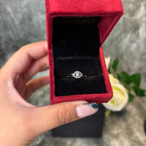 DIAMOND RING  ( 9KT GOLD) - Image 3