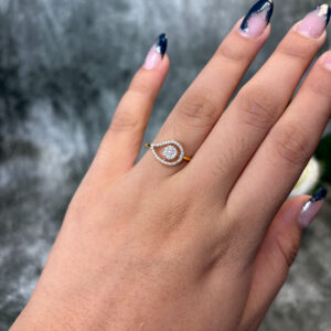 DIAMOND RING  ( 9KT GOLD) - Image 2