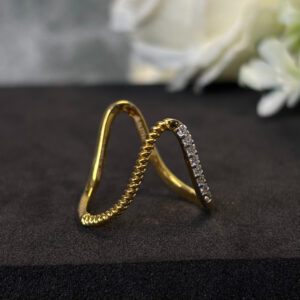 DIAMOND RING  ( 9KT GOLD)