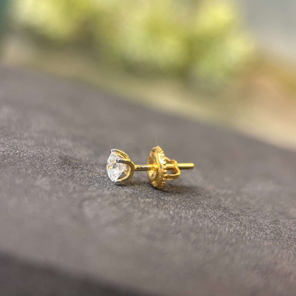 LGD MENS STUDS (18KT)