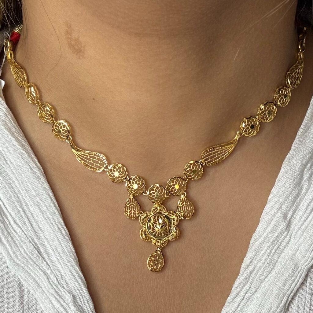 NECKLACE SET ( 9KT GOLD) - Image 3