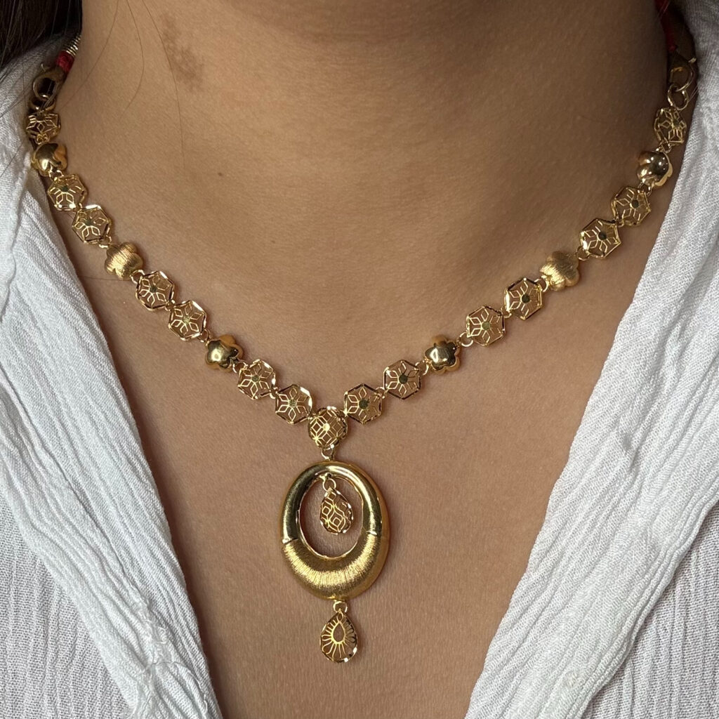 NECKLACE SET ( 9KT GOLD) - Image 3