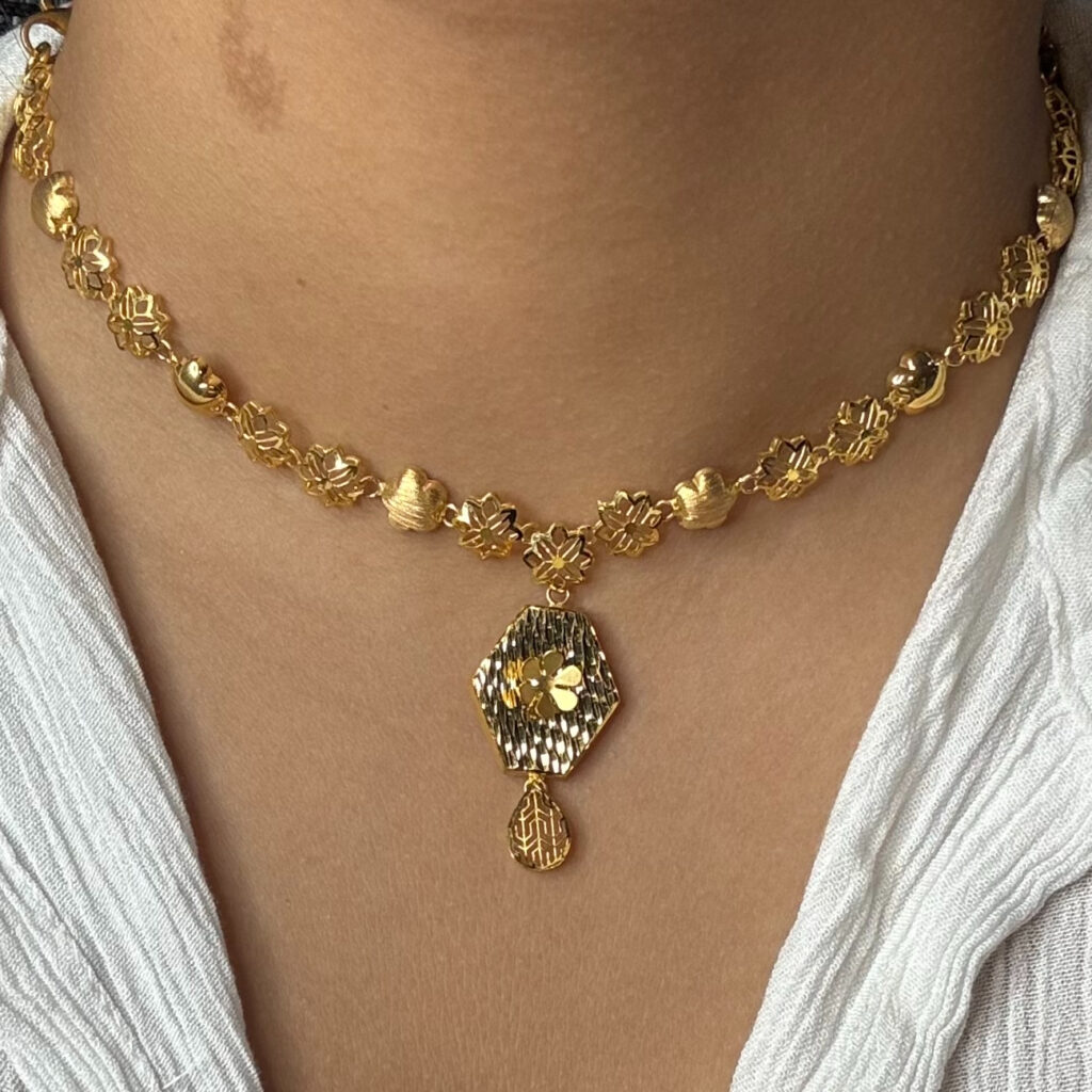 NECKLACE SET ( 9KT GOLD) - Image 3