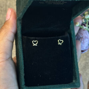 BABY STUDS ( 18KT GOLD)