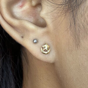 BABY STUDS ( 18KT GOLD)