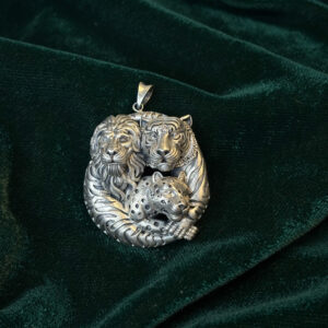 BROOCH ( 925 SILVER)