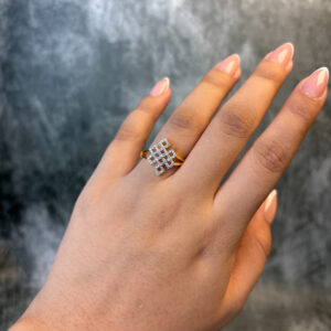 DIAMOND RING ( 18KT GOLD)