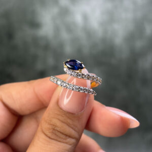 LADIES RING ( 18KT GOLD)
