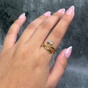 LADIES RING ( 18KT GOLD)