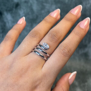 LADIES RING ( 18KT GOLD)