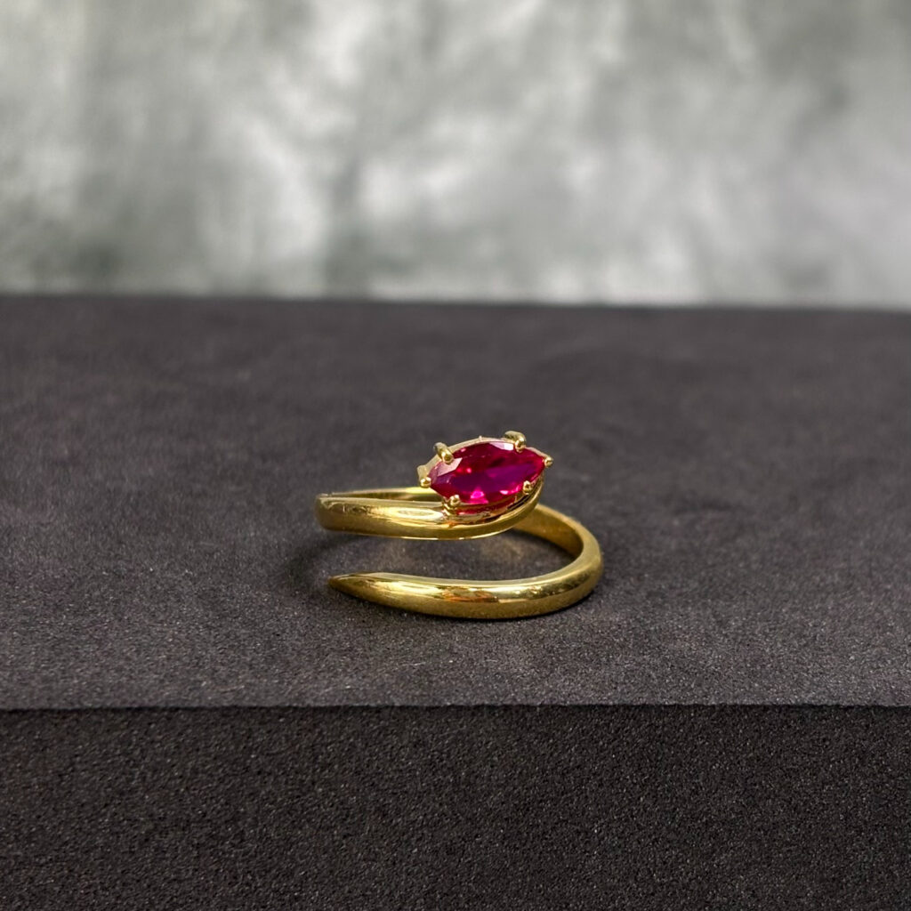 LADIES RING ( 18KT GOLD) - Image 3