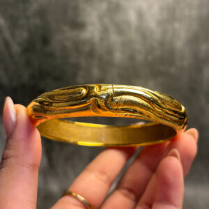 ELECTRO FORMING GOLD BANGLE