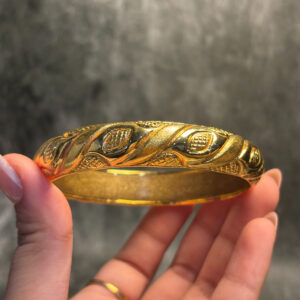 ELECTRO FORMING GOLD BANGLE