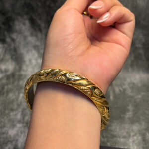 ELECTRO FORMING GOLD BANGLE
