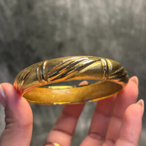 ELECTRO FORMING GOLD BANGLE