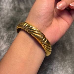 ELECTRO FORMING GOLD BANGLE