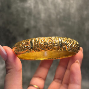 ELECTRO FORMING GOLD BANGLE