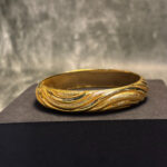 ELECTRO FORMING GOLD BANGLE - Image 3