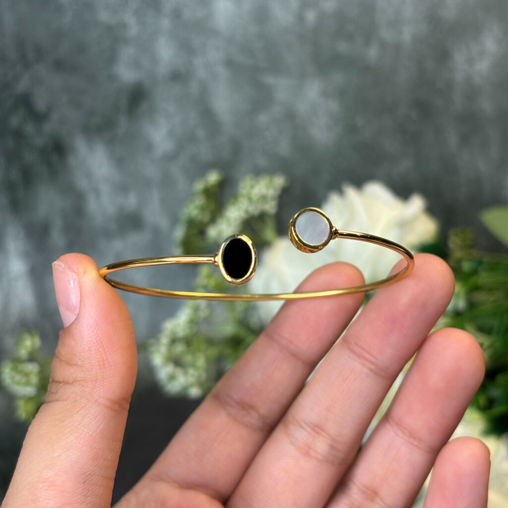 BANGLE ( 9KT GOLD) - Image 2